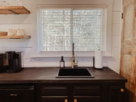 New Unique Shipping Container Home near Fall Creek Falls State Park Hotels in Sequatchie County