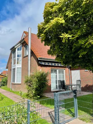 Newly furnished holiday home near the dike well suited for families with WiFi Hotels near East Frisian Islands