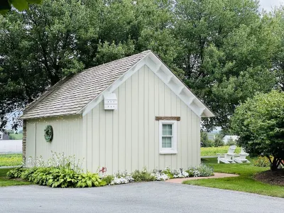 Spa Cottage in Tranquil Amish Country, Jetted Tub, Outdoor Patio Rumspringa Brewing Company 주변 호텔