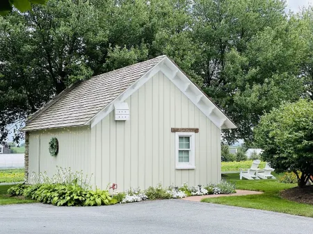 Spa Cottage in Tranquil Amish Country, Jetted Tub, Outdoor Patio
