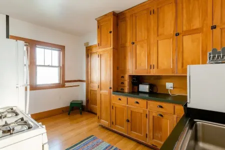 Classic Macalester Area St. Paul Duplex