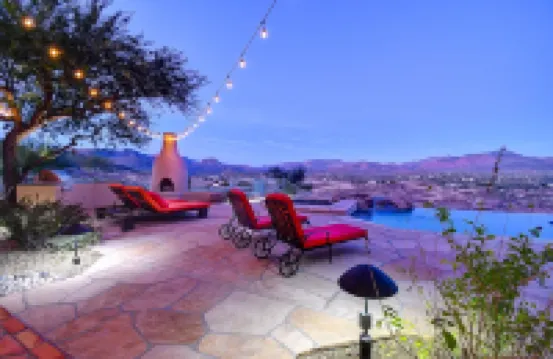 Double D Ranch- Heated Pool, Hot Tub & Endless Views!