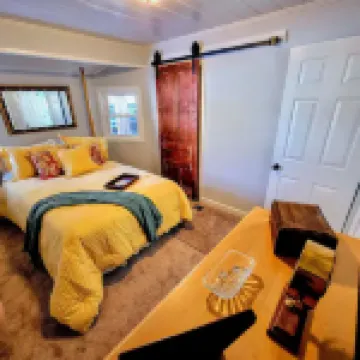 Elegant bay view stay.