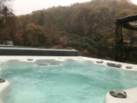 Secluded Cozy Luxurious Cabin, Gourmet Kitchen On 100 Acres W/ Miles Of Trails