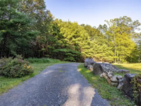 Maple Ridge Modern Rustic Retreat where Modern comfort meets Rustic Charm Hotels in Esopus