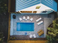 Walk to Beach! Heated Pool • Boat Parking • EV Charger 克雷森特海灘酒店