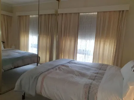 BALAVIL on Fern Отели в г. Фуллартон