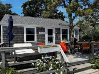 Classic Cape Cod Beach Cottage Steps to Private Beach or Stroll to Town! A/C !