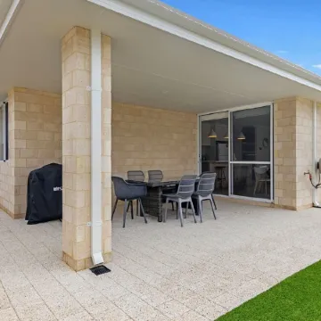 Discover Dunsborough Living