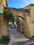 Studio Spacieux de Caractère