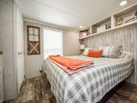 Mountain Abode Tiny House: Your Perfect Getaway Surrounded by Nature Hotels in Notla