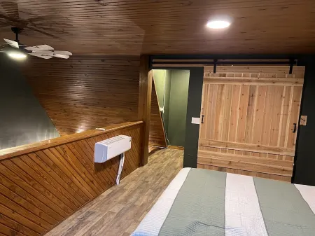 Ivey A-Frame on Skyline