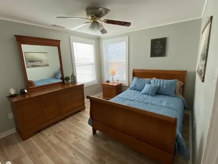 Quiet, small town country living Отели в г. Типтон