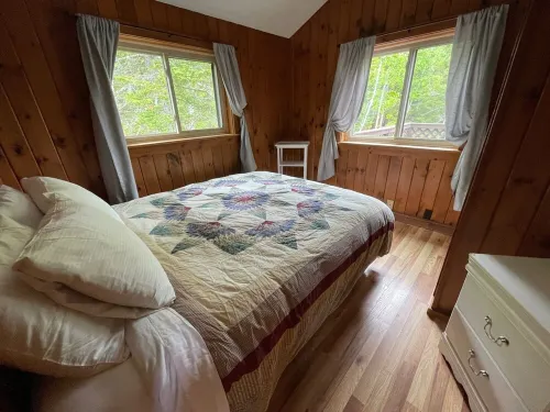 Mountain View Apartment with fabulous 10 mile view into Acadia National Park