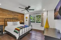 Private gated home, pool/hot tub, bbq, beach, families, summer vacation.