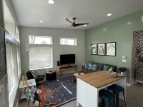 Suite at the Watertower - 10 min walk to PSU campus and Downtown State College! Hotels in State College