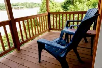 The Cedar Cabin @ River's Edge Bed & Breakfast Hotels in Gallia County