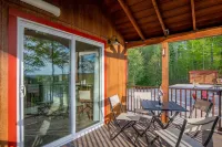 Lake View Nature Cabin at Bear Bluff Retreat