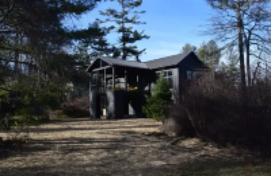 SIMPLY THE BEST SPOT IN HIGHLANDS. 1 BLOCK TO MAIN STREET!