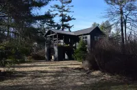 SIMPLY THE BEST SPOT IN HIGHLANDS. 1 BLOCK TO MAIN STREET!