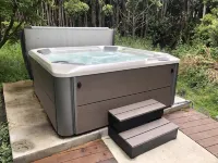 Studio with Private Entrance / Patio / Hot Tub Hotels in Moss Beach