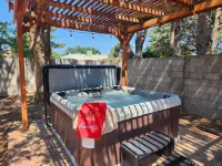 Whimsy Woods Retreat / 3 beds / Very Private - Bungalow