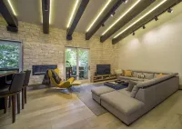 Platinum Rated Luxury Condo in Vail Village with AC and Ski Locker Next to Lift