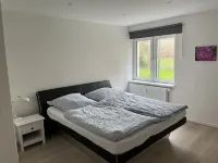 6 N-Street - Luxuriously furnished vacation apartment with garden シュレスヴィヒのホテル