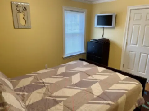 ⭐ Spacious Lake House Just Minutes From The Slopes ⭐ ハンターのホテル