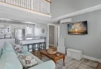Beach Condo ! Across From East Matunuck State Beach !