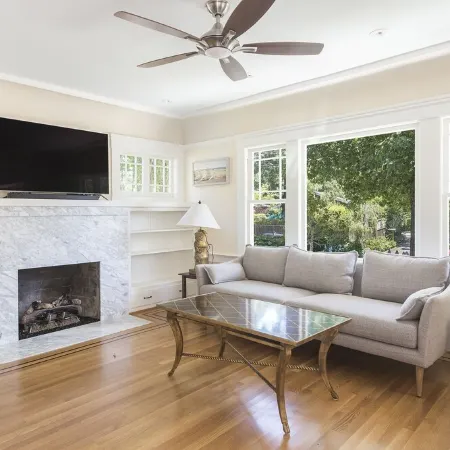 Centrally located Craftsman home
