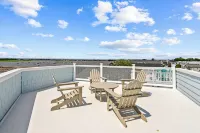 Spacious Bayfront Home with Pool