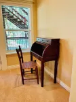 Stay in luxury, minutes from the Lake, perfect for entertaining.
