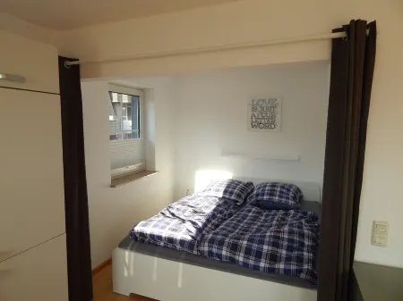 Cozy 1 bedroom apartment with water views