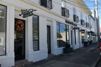 Amazing Suite nestled in downtown Corinth