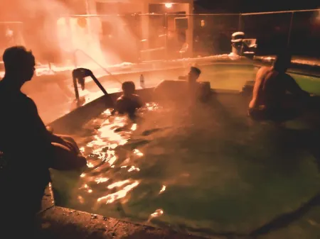 Relax in "Big Sky" Style just 3 blocks from the Symes Mineral Soaks!