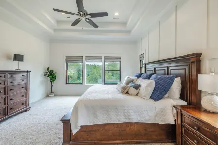 Lake Keowee waterfront Escape! Отели рядом с достопримечательностью «Кеауи Марина»