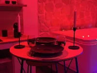 Love Room Avec Jacuzzi Hotels in Le Val-d'Ajol