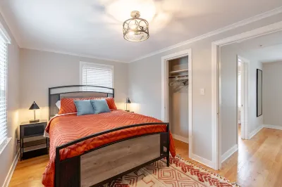Convenient Location in a Quiet Neighborhood
