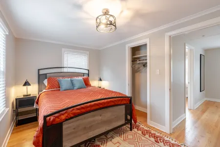 Convenient Location in a Quiet Neighborhood Отели в г. Сиракьюс