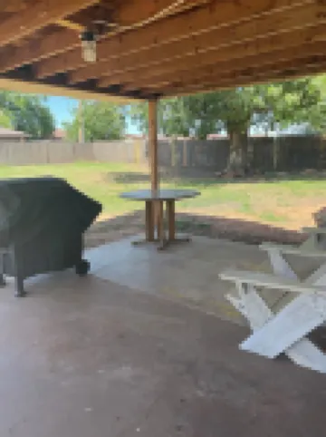 Family-sized home in quiet neighborhood in Weatherford, OK 韋瑟福德酒店