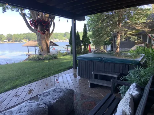 ‘Not To Worry’ Waterfront Home