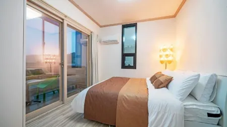 Haeparanggil Pension Отели рядом с Аэропорт Пхохан