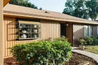 Quiet retreat with private yard and salt water pool near Daytona Shores