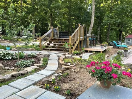 Cozy Guest House Cabin on 15 Acre Farm-Stay Sanctuary