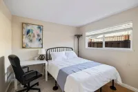 Spacious Bright 4 BR Oasis in Foster City Hotels in Foster City