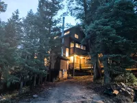 Forest Hideaway, 1 Min from Woodward, Sleeps 10
