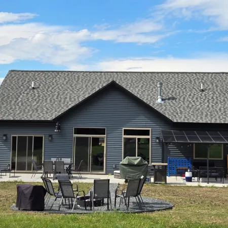 Aurora is a 3-bedroom house in Holcombe. A year-round playground for all!