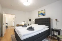 Modern vacation apartment directly on the Schloßsee, with its own terrace Hotels in Glucksburg