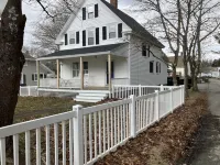 In town home in Northeast Harbor, in Acadia National Park, shopping, and more! Hotels near Carriages of Acadia